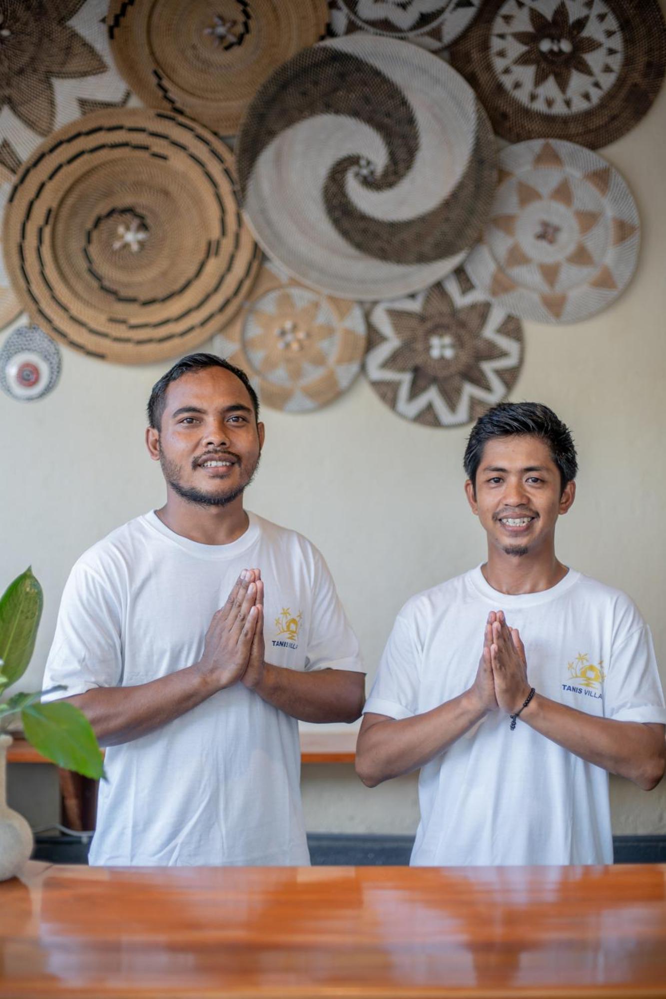 Tanis Village - Luxury Villas Gili Air Exterior foto