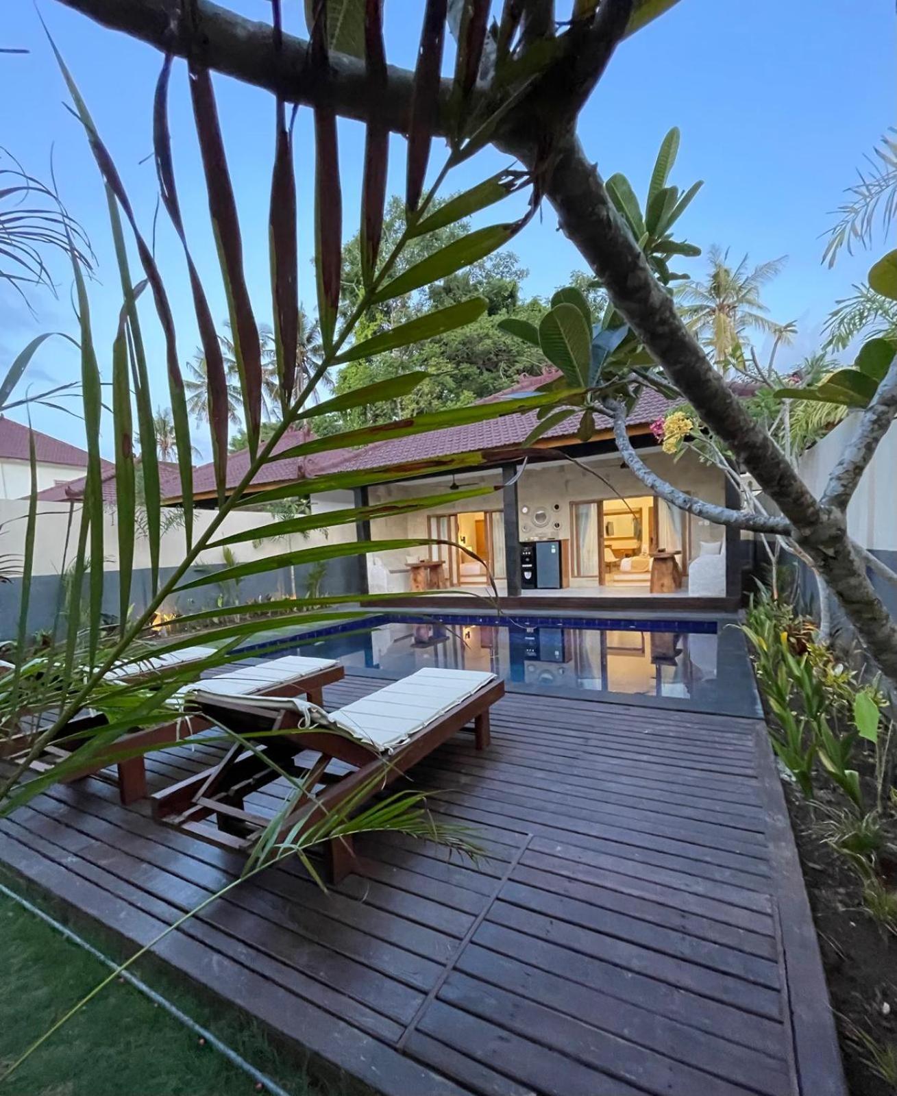 Tanis Village - Luxury Villas Gili Air Exterior foto